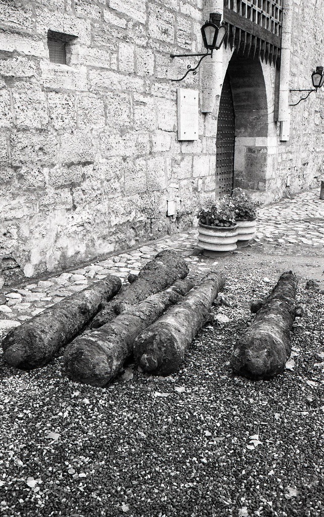 Swedish artilleries of the castle found on the western foot of Kuressaare Fortress