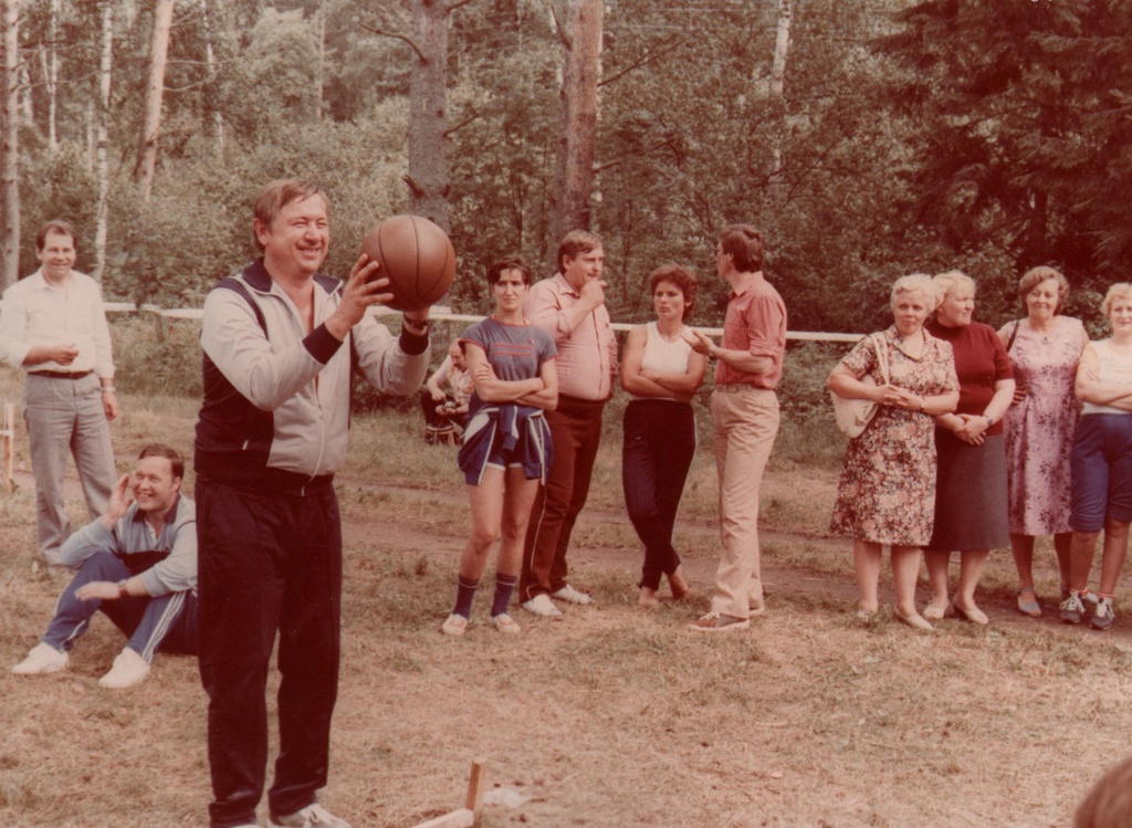 Liha-ja piimatööstuse spordimängudel korvpalli vabavisked