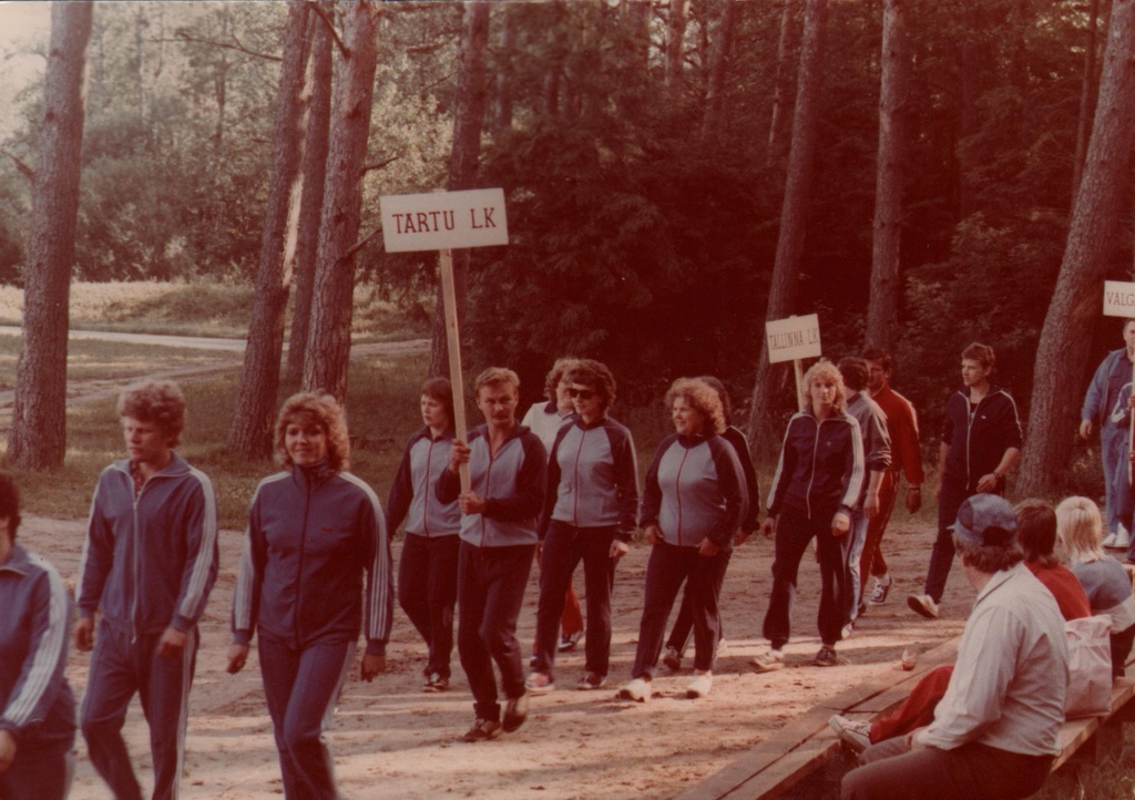 Piimanduspäeval rongkäik