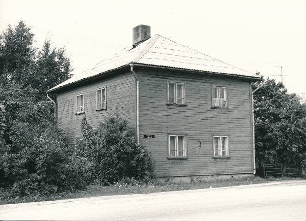 Raua 23. Tartu, 1990. Foto: Harri Duglas.