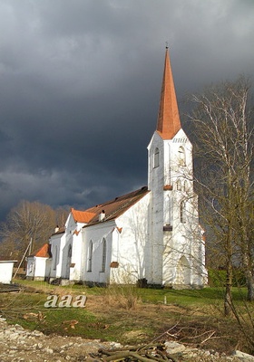 Mustvee kirik, vaade loodest. Arhitekt J. Maas rephoto