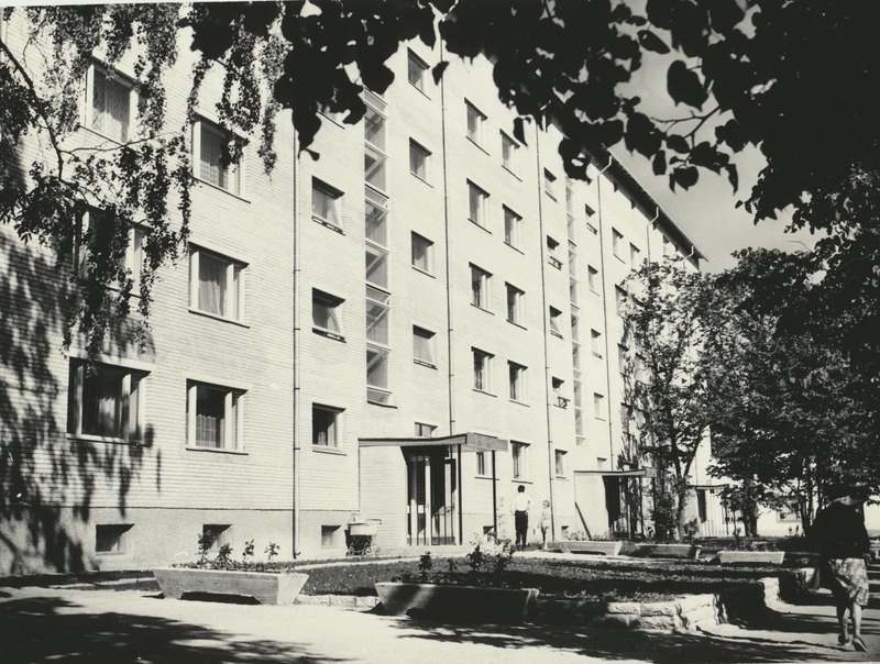 Uus elamu Rakveres Laial tänaval
