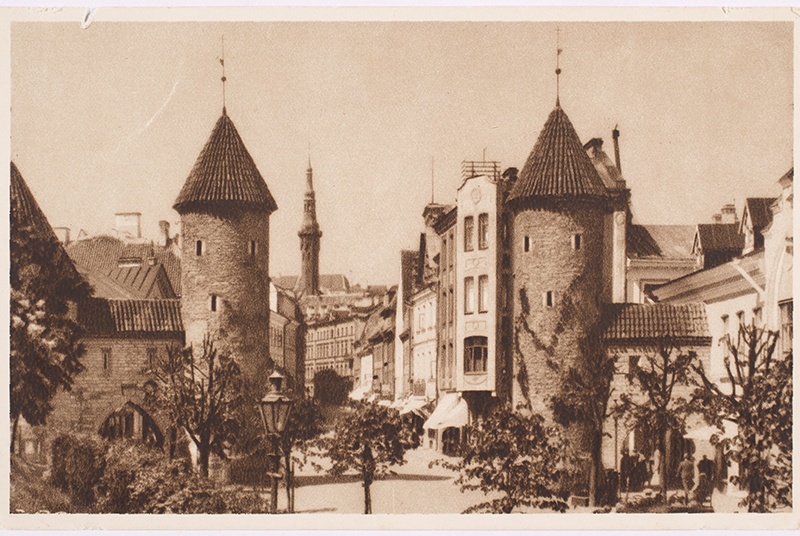 Tallinn, Viru Gate