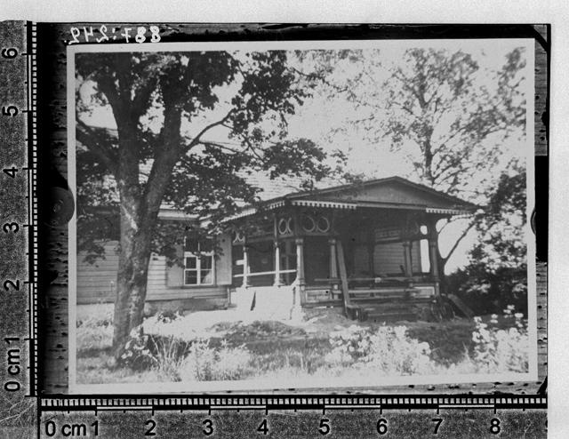 Kaalepi mõis (Kaulep), härrastemaja balkont. J. - Madise khk