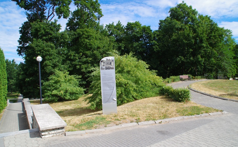 Kõlakoda Rakvere rahvaaias rephoto