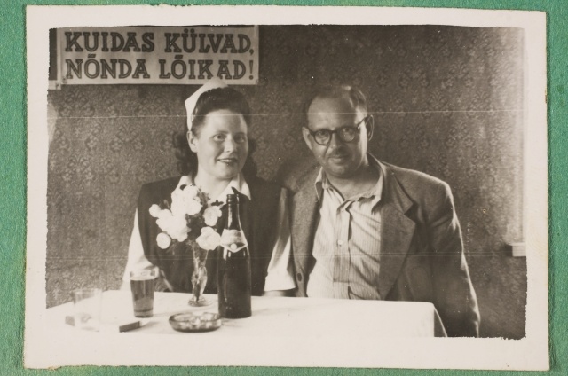 Linda Petti Suure-Jaani puhvetis ettekandjana töötades