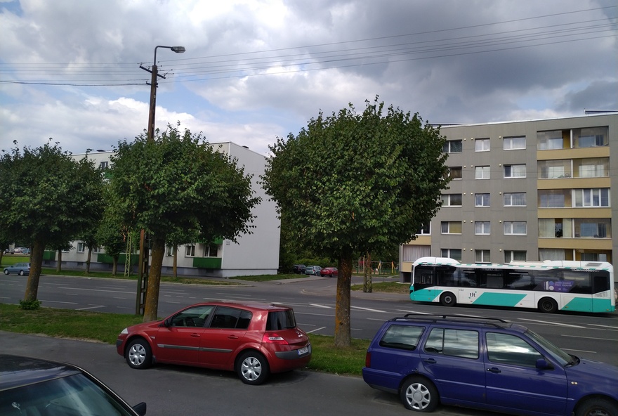 Väike-Õismäe, viiekorruselised elamud ehitamisel rephoto