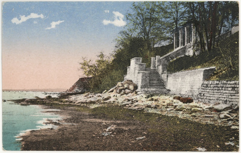 Postcard Tallinn Maarjamäe Orlov Castle stairs