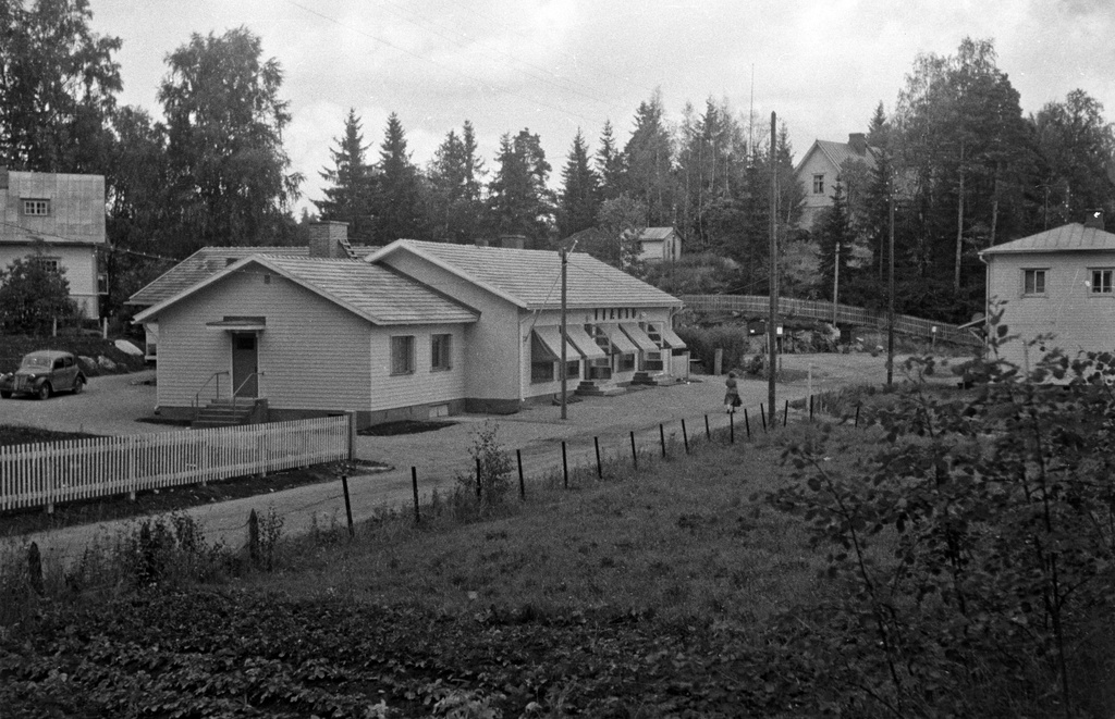 Espoo, Tuomarilan uusi 25.7.1950 avattu Elannon myymälä