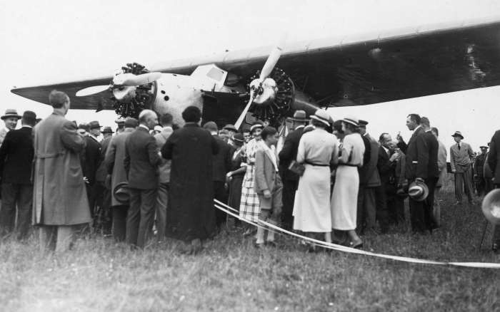 Opening of the LOT flight line in Tallinn in 1932