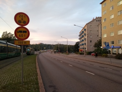 Hermanni 35, 37, 39. Itäinen Viertotie rephoto