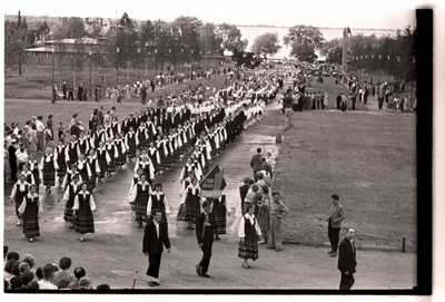 Laulupäevast osavõtjad  similar photo