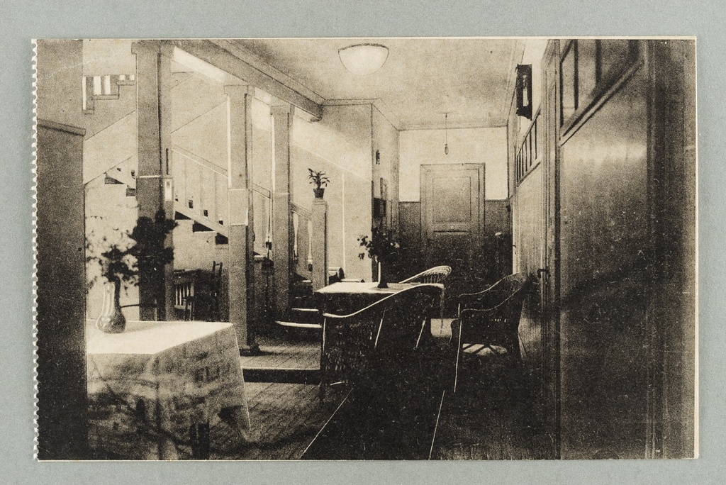 Hotel Finlandia entrance hall