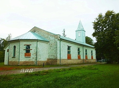 Kärdla Ristija Johannese kirik, vaade hoonele kirdest rephoto