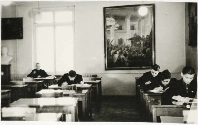 Tallinna Mäetehnikum, õppeklass