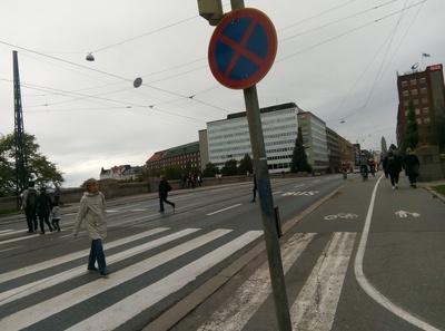 Helsinki Reign in 1918, checkpoint at the Pitkänsilla. rephoto