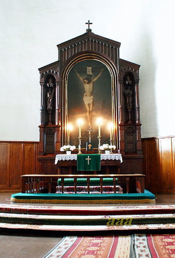 Ülikooli kirik: altar; vitraažaknad. Tartu, 1930. aastad. rephoto