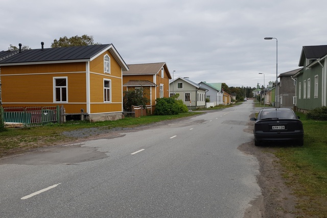 Church Street, behind the Reposaari church rephoto