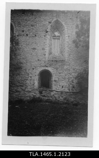 Padise monastery. Window.