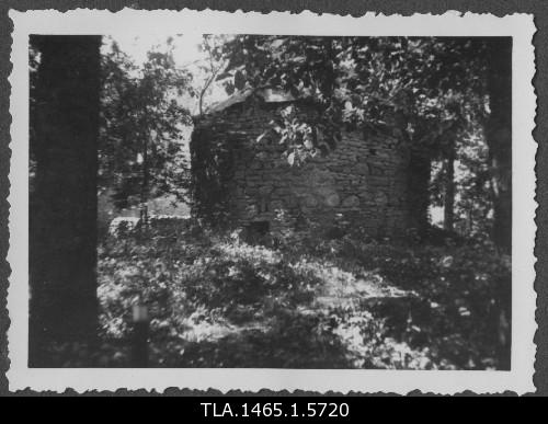 Gates tower in Padise monastery.