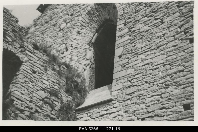 The window of the Padise monastery church from the courtyard