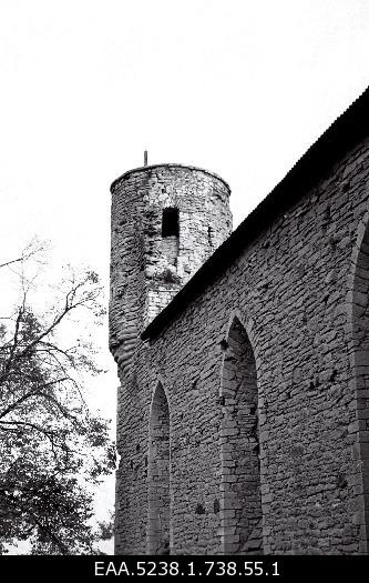 Padise monastery wing and side tower