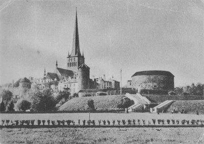 Photo postcard. Oleviste Church and Paks Margareta in Tallinn  duplicate photo