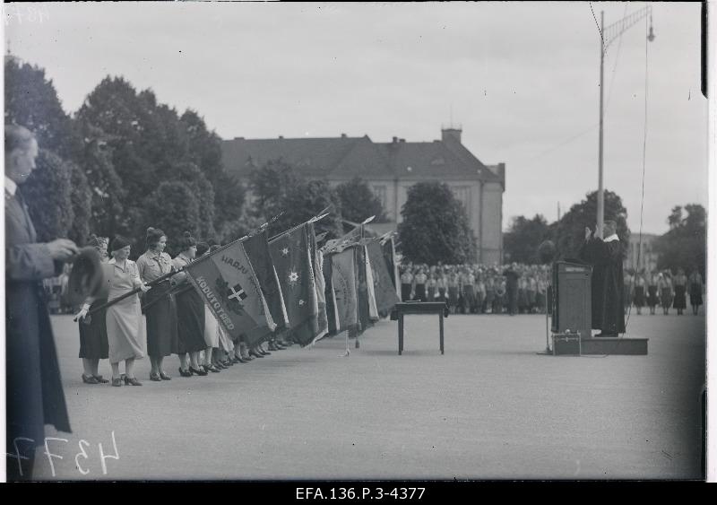 Pastor Estonian military organisation Defence League flags blessing the Freedom Square.