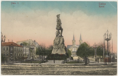 Postcard Tallinn Peeter I Image of Freedom Square  duplicate photo