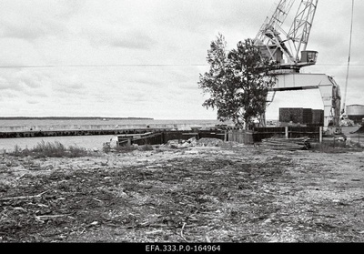 Paldiski North Port.  duplicate photo