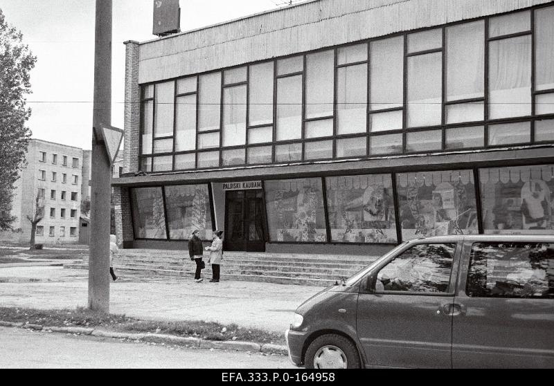 Paldiski storehouse.