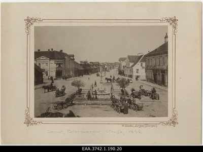 View along St Petersburg Street in Tartu  duplicate photo