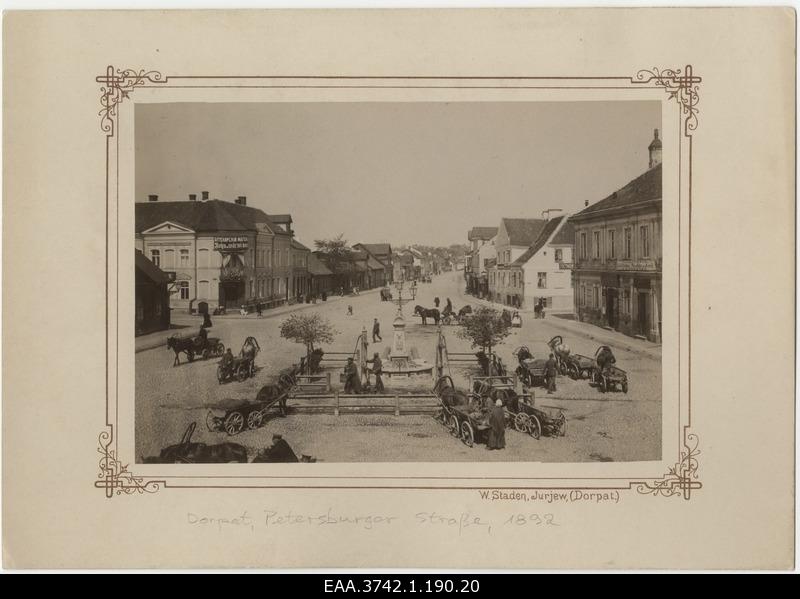 View along St Petersburg Street in Tartu