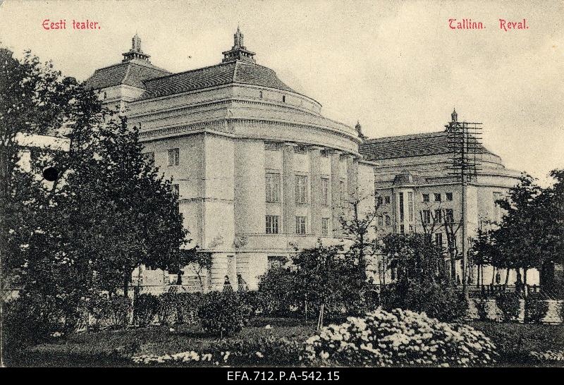 View of the Estonian theatre façade and the glorious area in front of theatre.