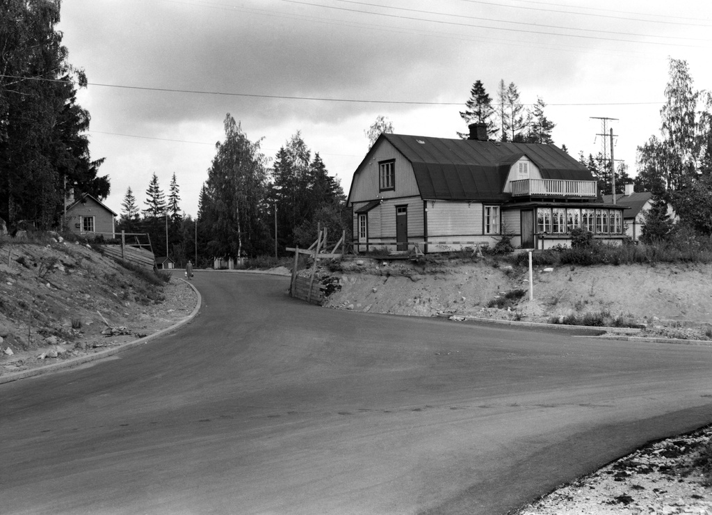 Villa no 37 In the corner of Hiihtomäentee and Hiihtojäntiee, West-Herttoniemi