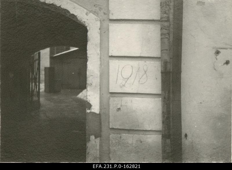 German occupation in Estonia. Night against February 24, 1943. Number 1918 (German occupation in Estonia in 1918) was written to the editorial building of the newspaper “Postimees”. ).