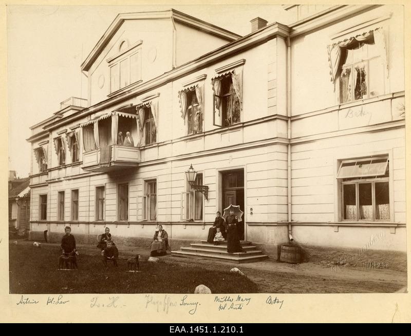 Max von zu Mühlen home at Jakobi tn. 41 In Tartu, view from the street