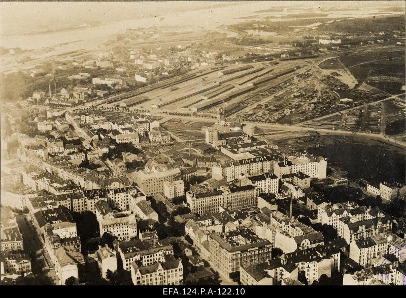 From the city centre of Aerofoto, the railway freight station and the River Daugava in Riga [1916].