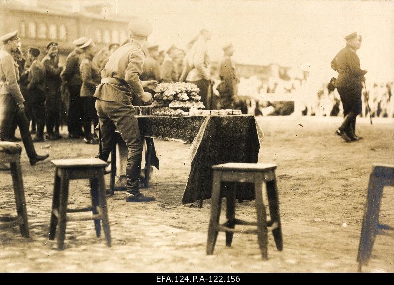Palmiksaiad rewards in Russian 184. Warsaw Footway sports games in Riga, summer 1917.