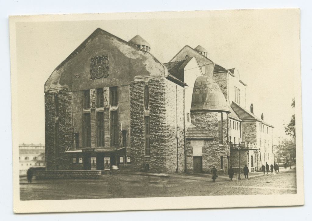 Tallinn, Draamateatri fassaad.