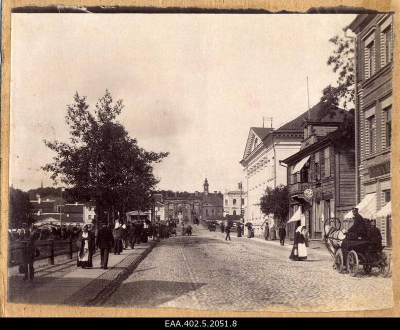 View from Raatuse Street to Kivisilla