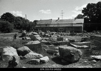 Loksa Colhose stone industry, which produces grave and tea directives.  similar photo