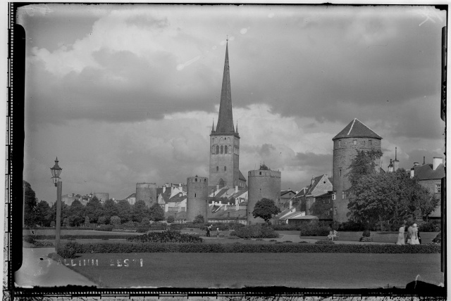 View of the Tower Square and the Oleviste Church