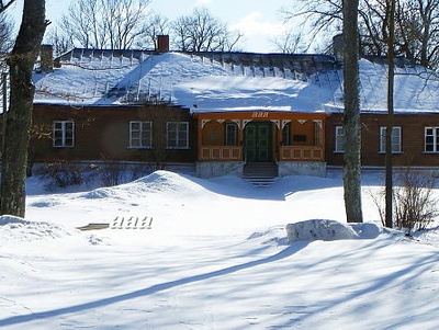 Main building of Viru-Nigula Pastorage rephoto