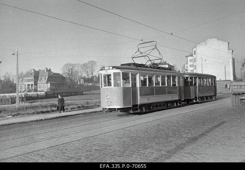 Tram on the new route Kopli-Kadriorg.