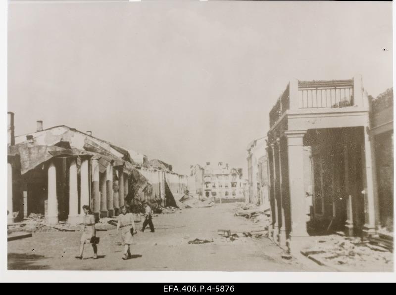 The ruins of the cargo court.