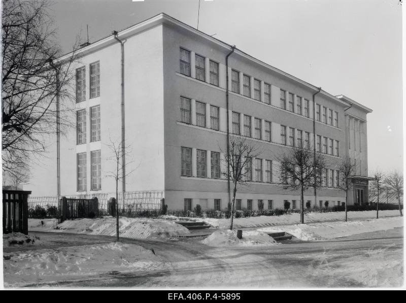 Tartu Pedagogic School.