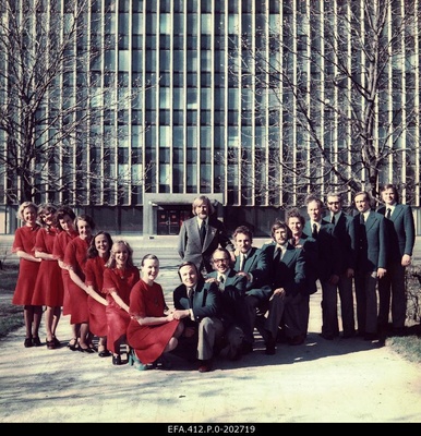 J.Tombi nim Cultural Plate Light Music Choir in front of Radio owner.  similar photo