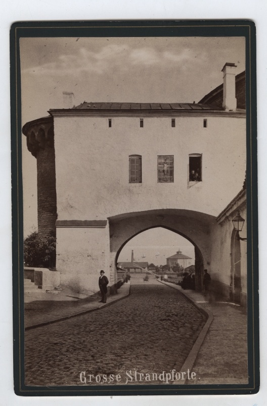 "grosse Strandpforte". The Great Beach Gate by the city, viewed from Pikka Street. The Great Beach Gate was built in 1518-1529.