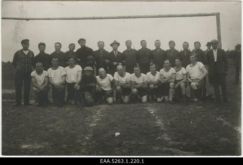 Mustvee and Lohusuu-Piilsi Football teams in the event of competitions in Mustvee